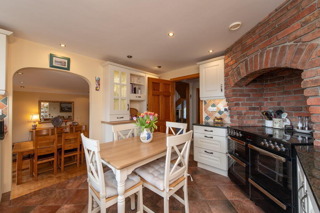 18 Kingsmoss Road 11 of 42