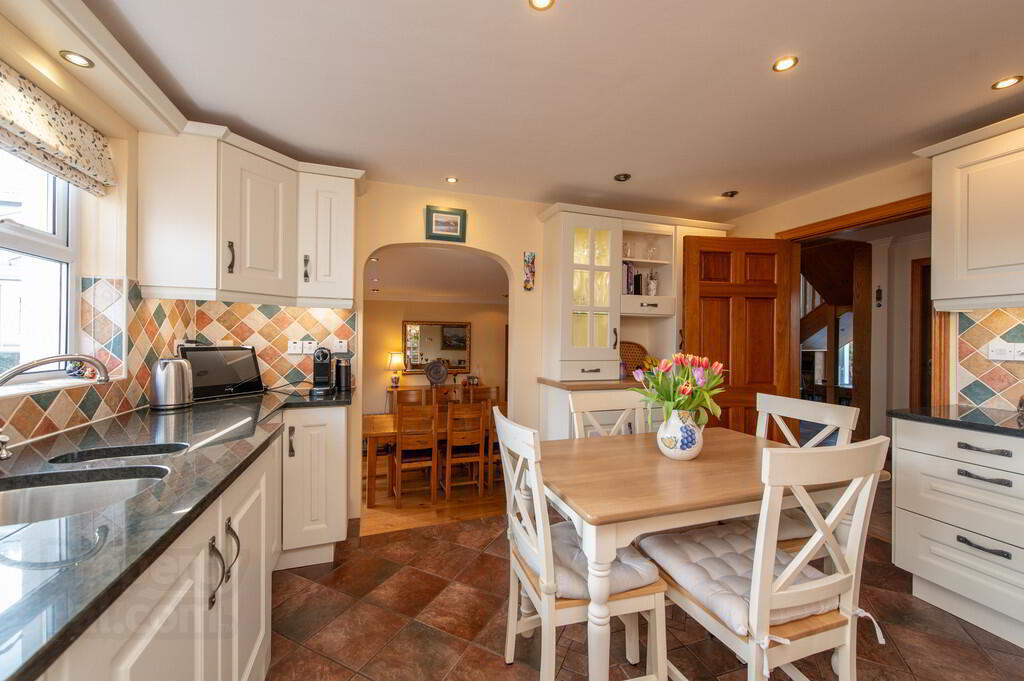 18 Kingsmoss Road 9 of 42