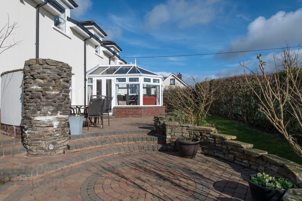18 Kingsmoss Road 29 of 42