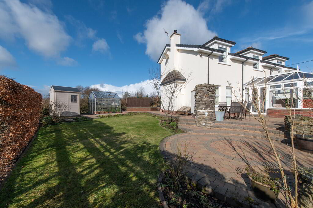 18 Kingsmoss Road 31 of 42