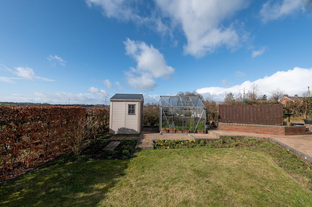 18 Kingsmoss Road 38 of 42