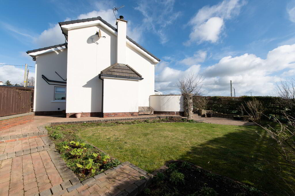 18 Kingsmoss Road 32 of 42