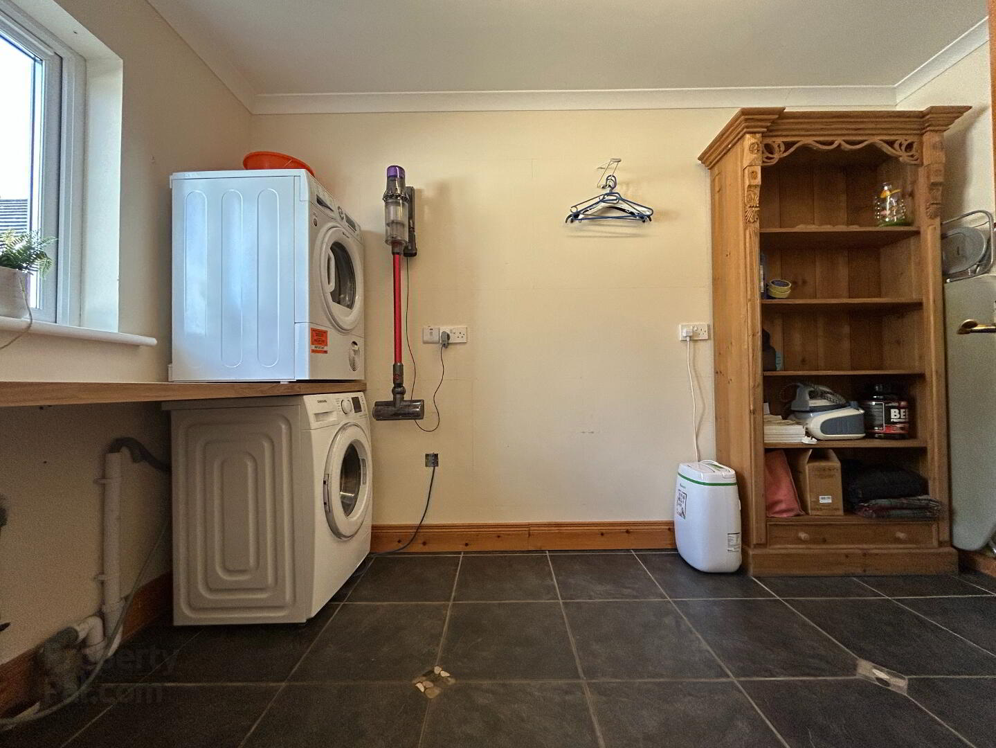 150 Roguery Road 17 of 55