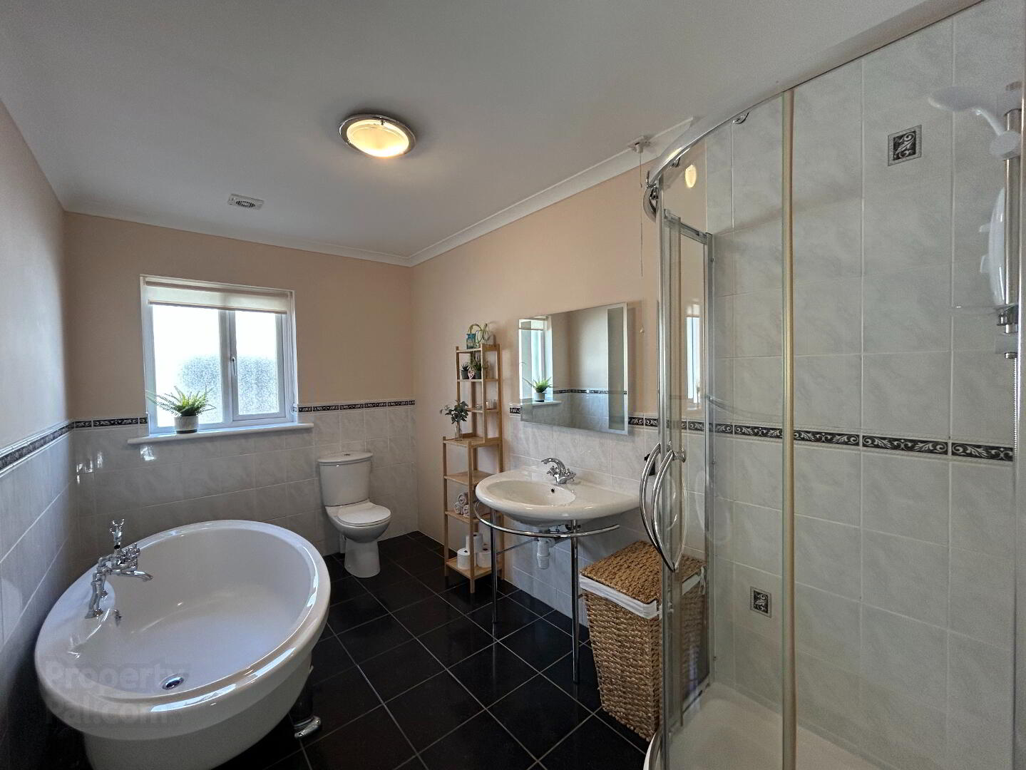 150 Roguery Road 28 of 55