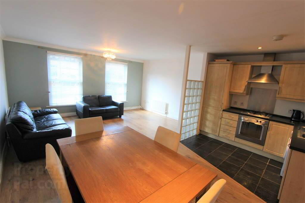 19 Rugby Square 7 of 11