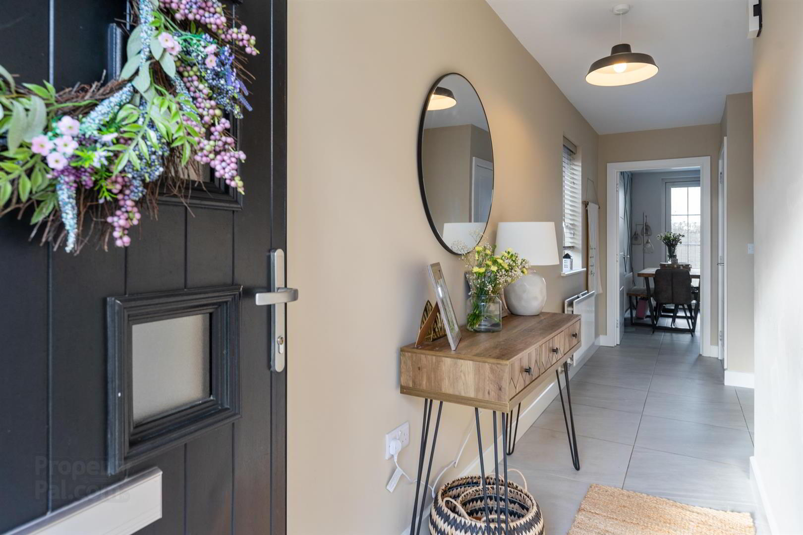 21 Rocklyn Crescent 4 of 26