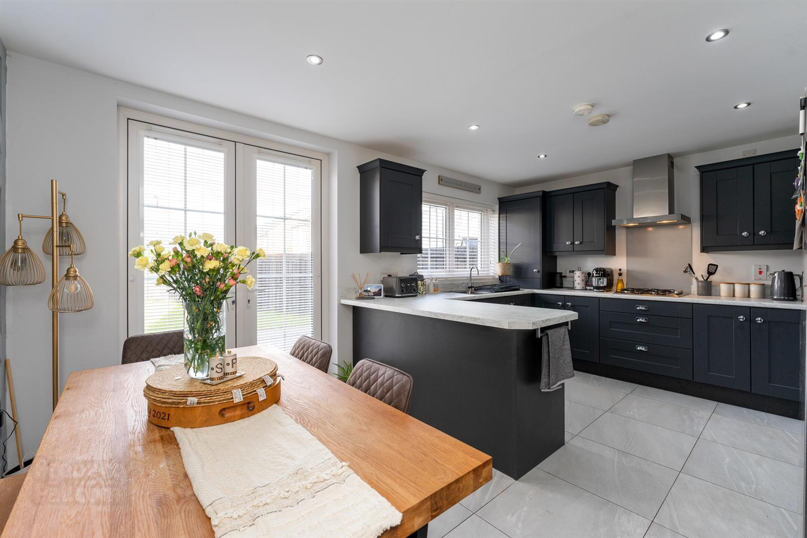 21 Rocklyn Crescent 10 of 26