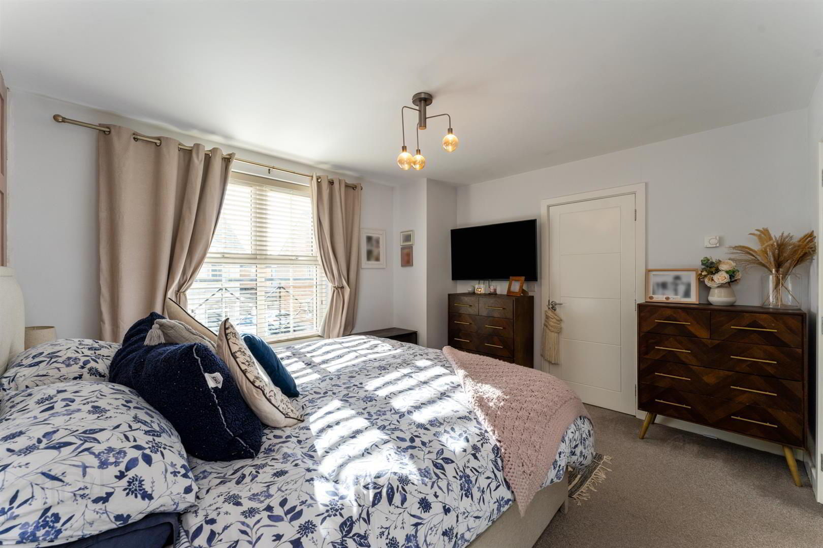 21 Rocklyn Crescent 17 of 26