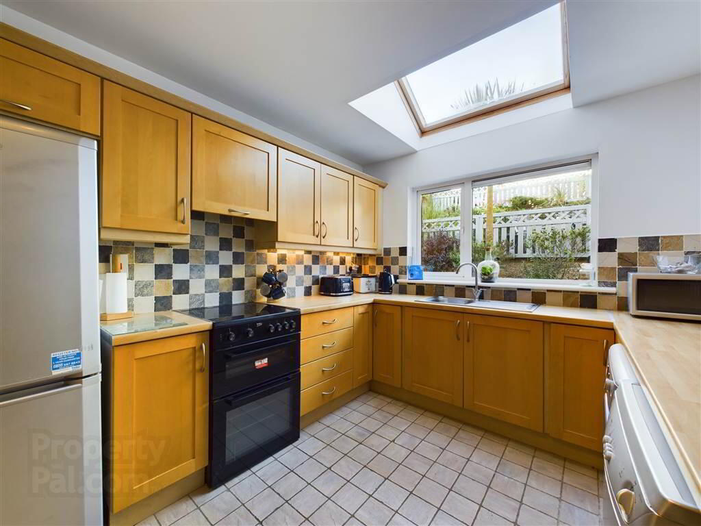 42 Fishermans Grove 7 of 14