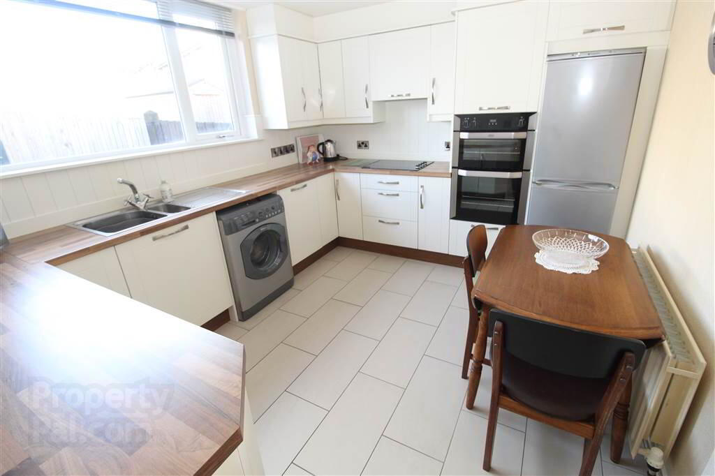8 Beauly Drive 5 of 12