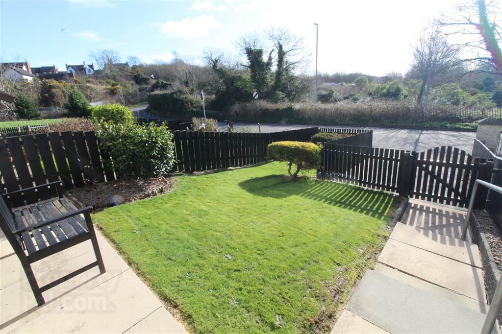 8 Beauly Drive 12 of 12