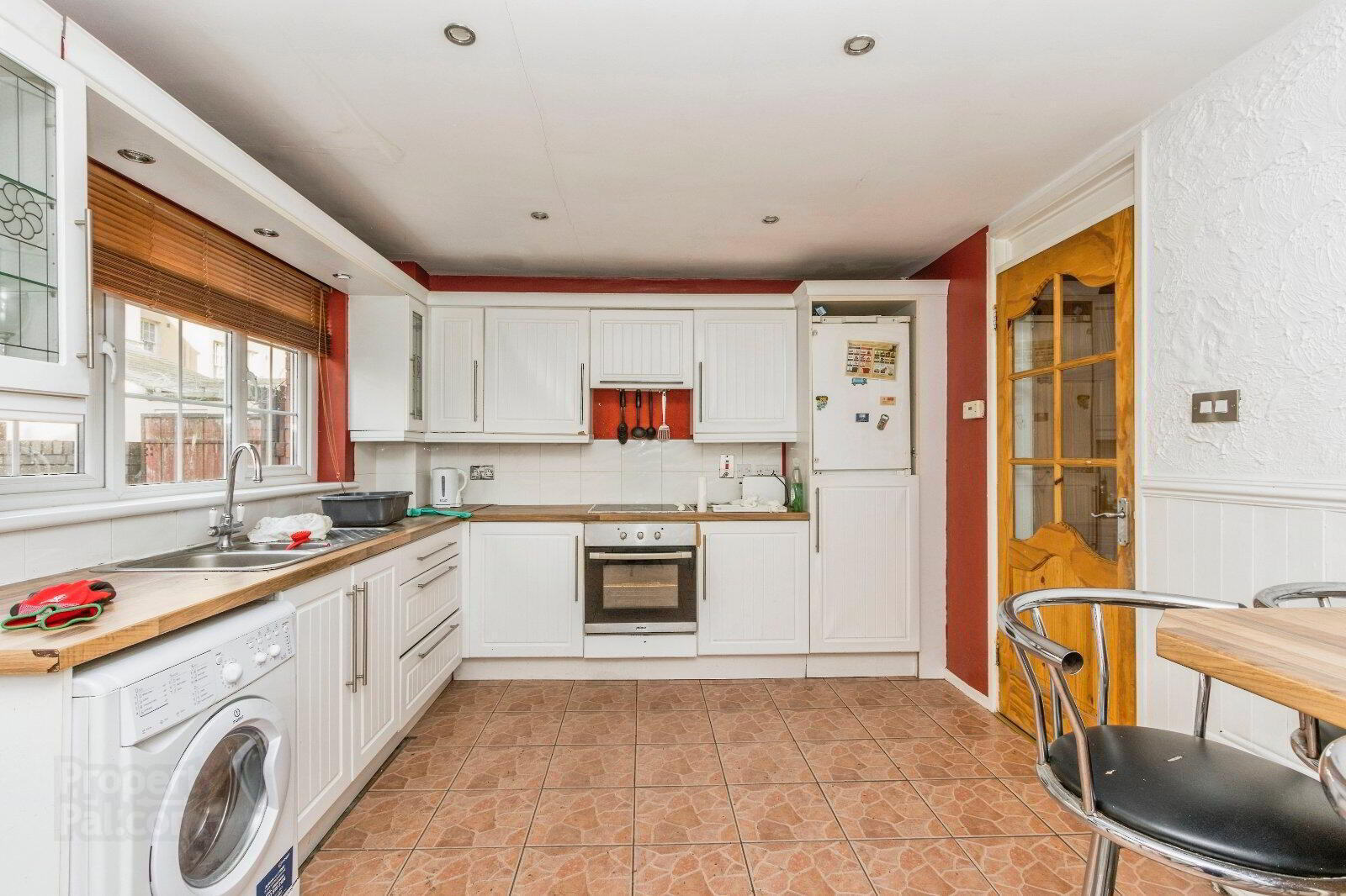 1 Catherine Street North 10 of 17