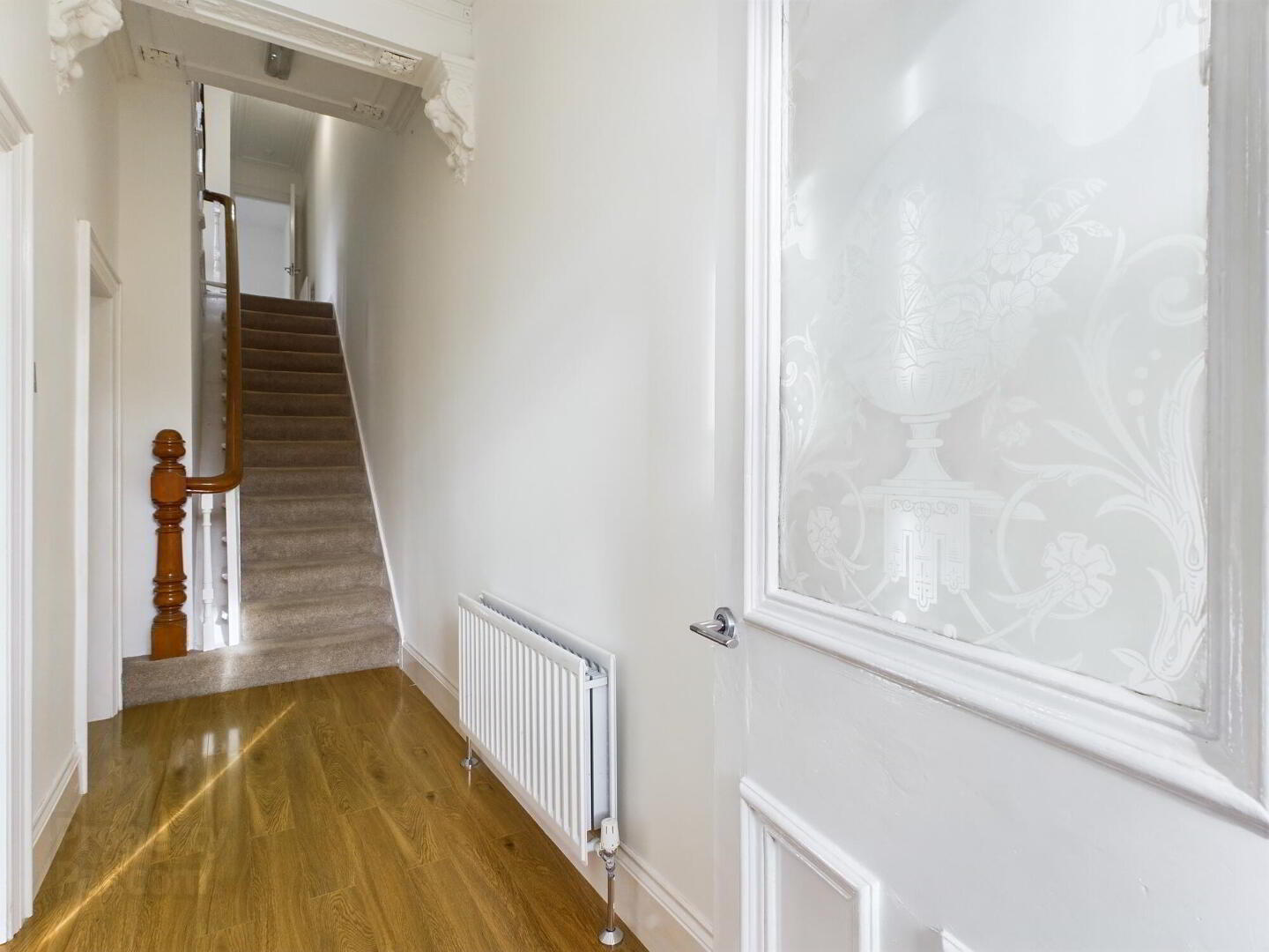 166 Upper Newtownards Road 3 of 30