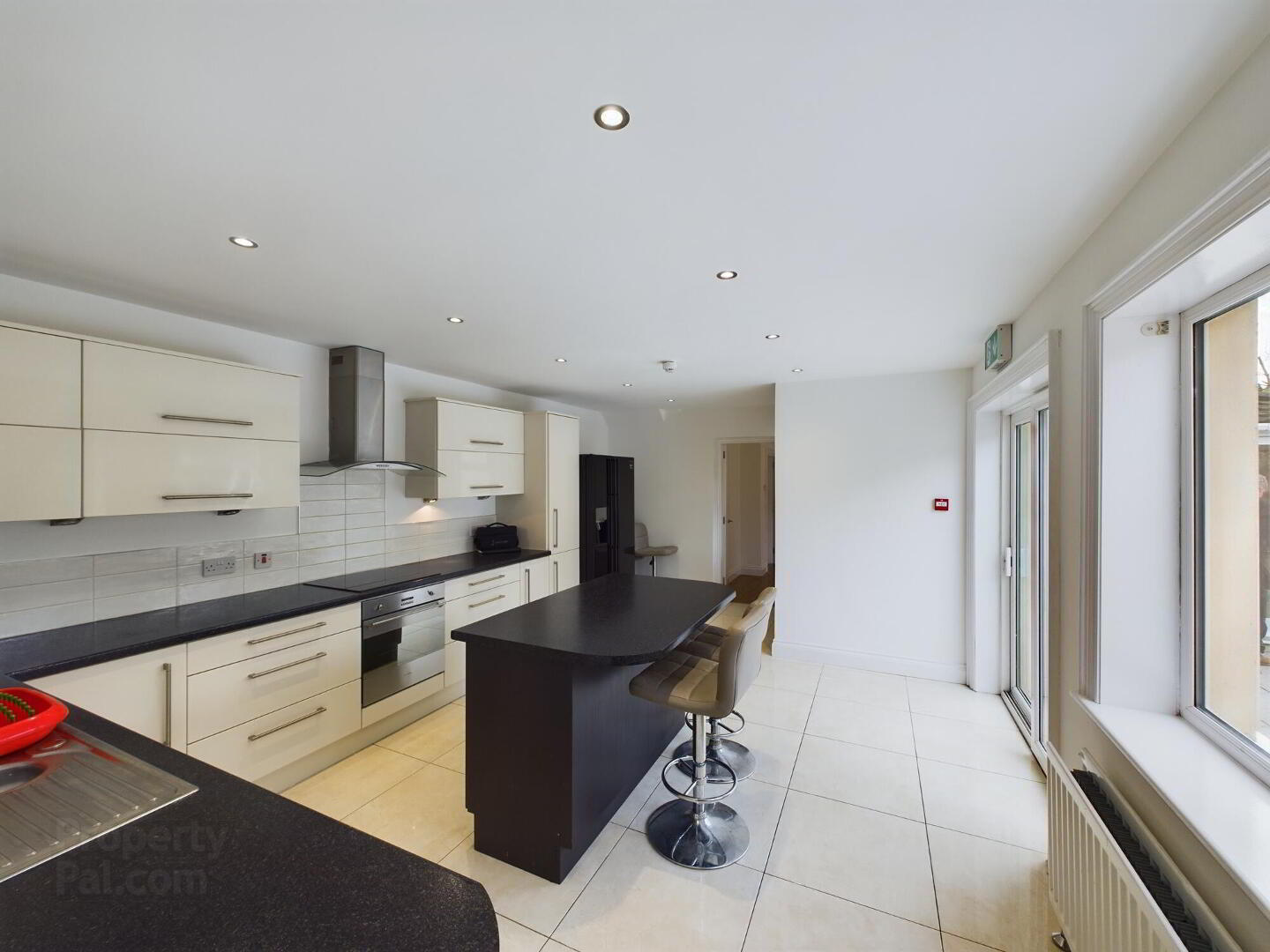 166 Upper Newtownards Road 7 of 30
