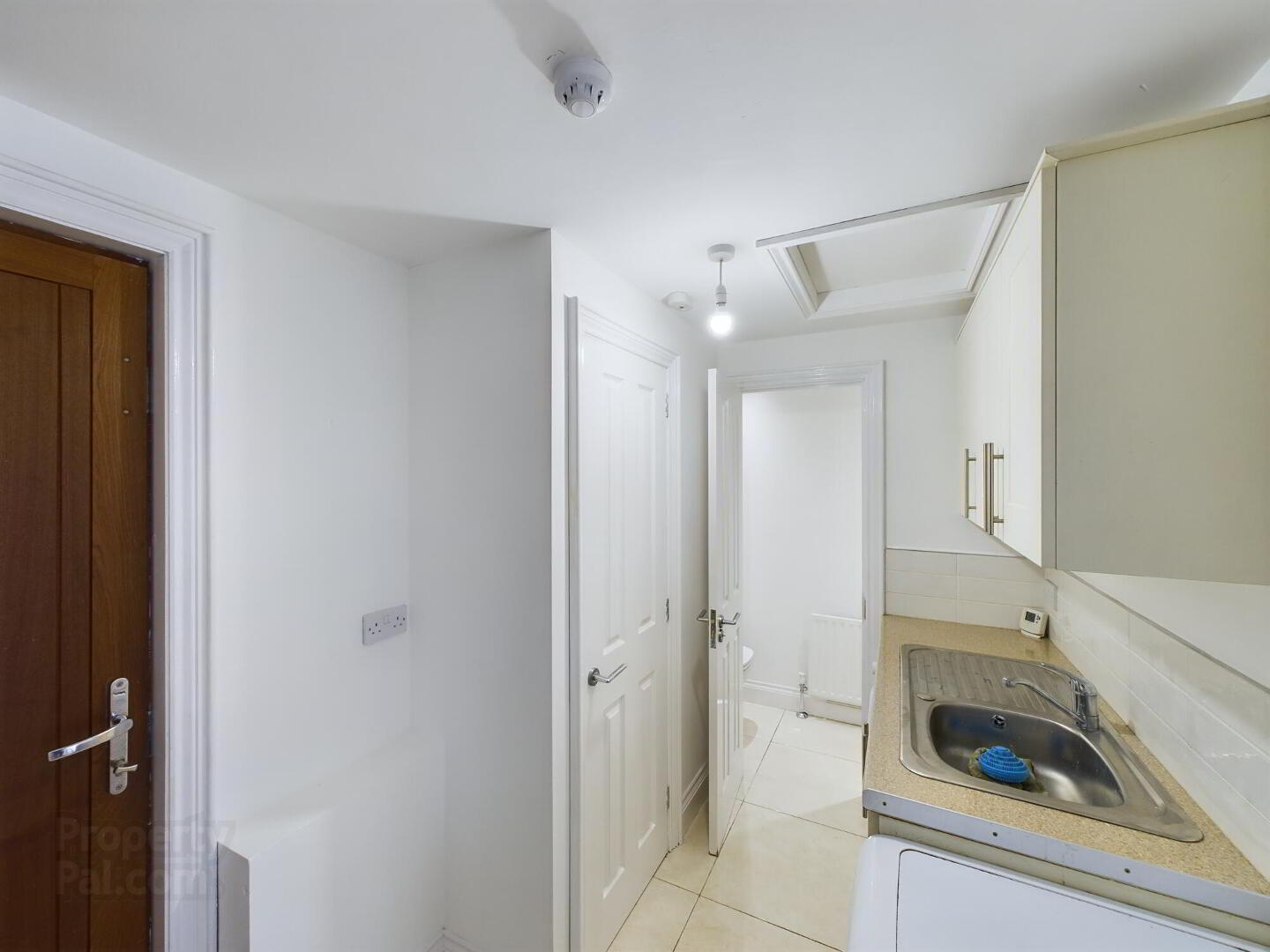 166 Upper Newtownards Road 10 of 30