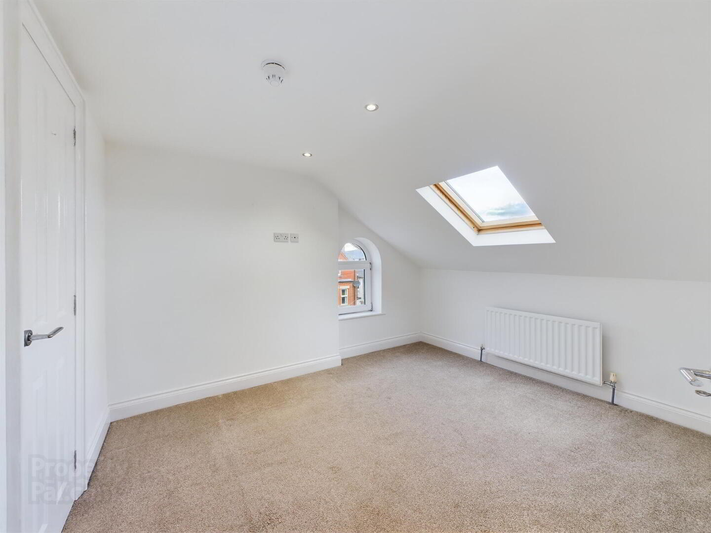 166 Upper Newtownards Road 26 of 30