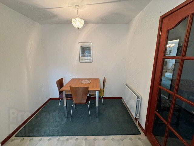11 Brooklands Drive 10 of 15