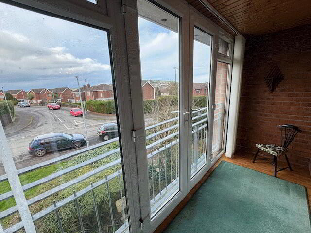 11 Brooklands Drive 6 of 15