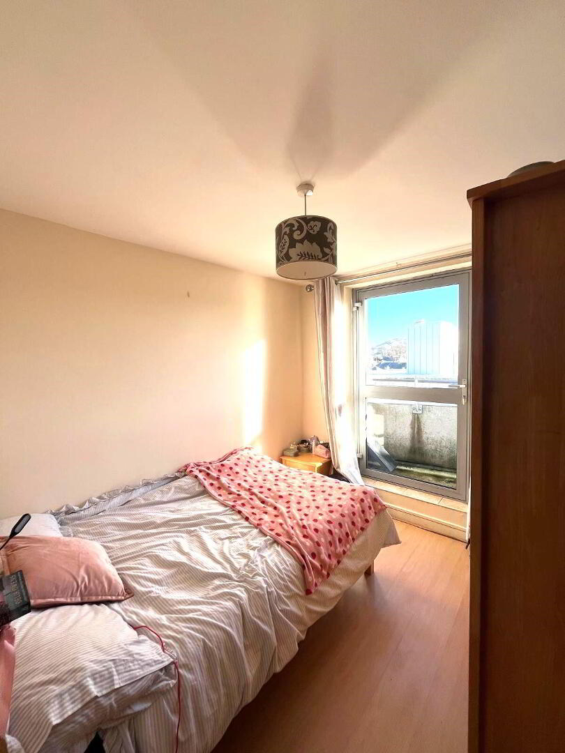 Apartment 41 Block B City Gate 7 of 8