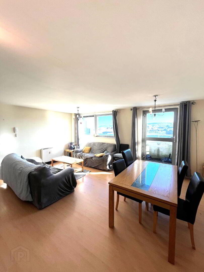 Apartment 41 Block B City Gate 5 of 8