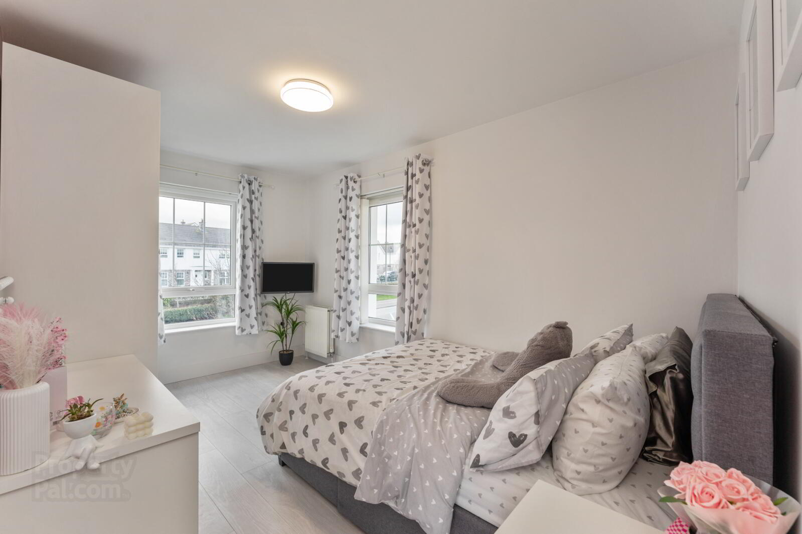 1 First Avenue Rivenwood 9 of 34