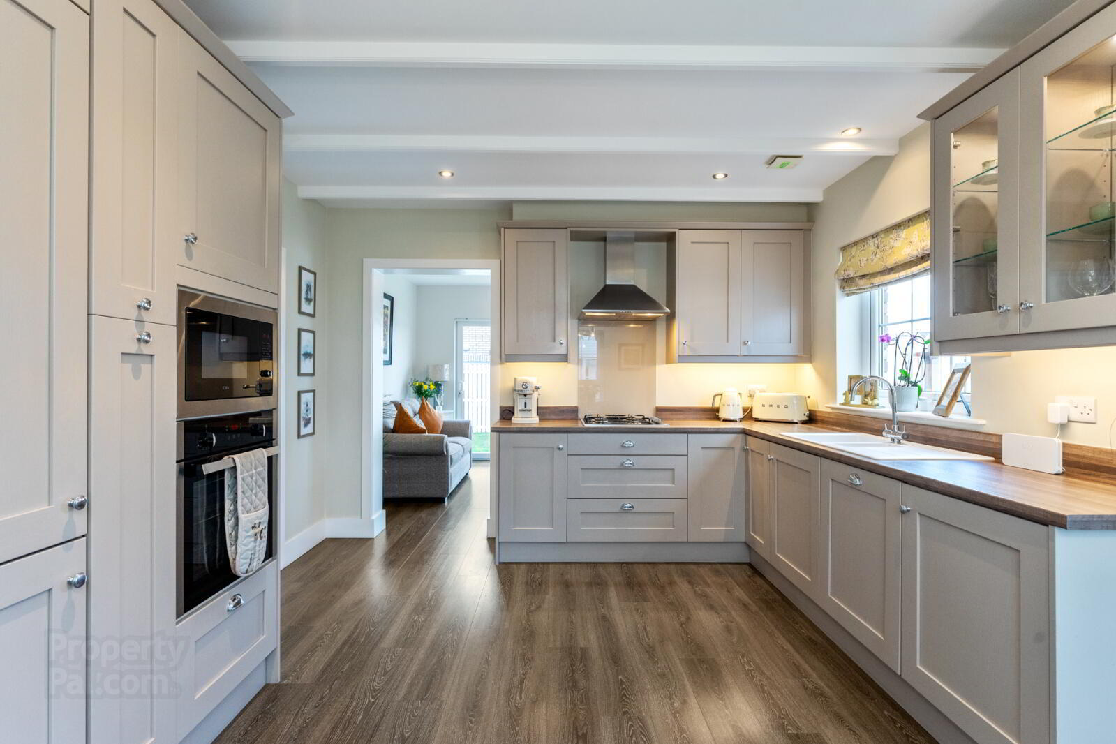 1 First Avenue Rivenwood 24 of 34