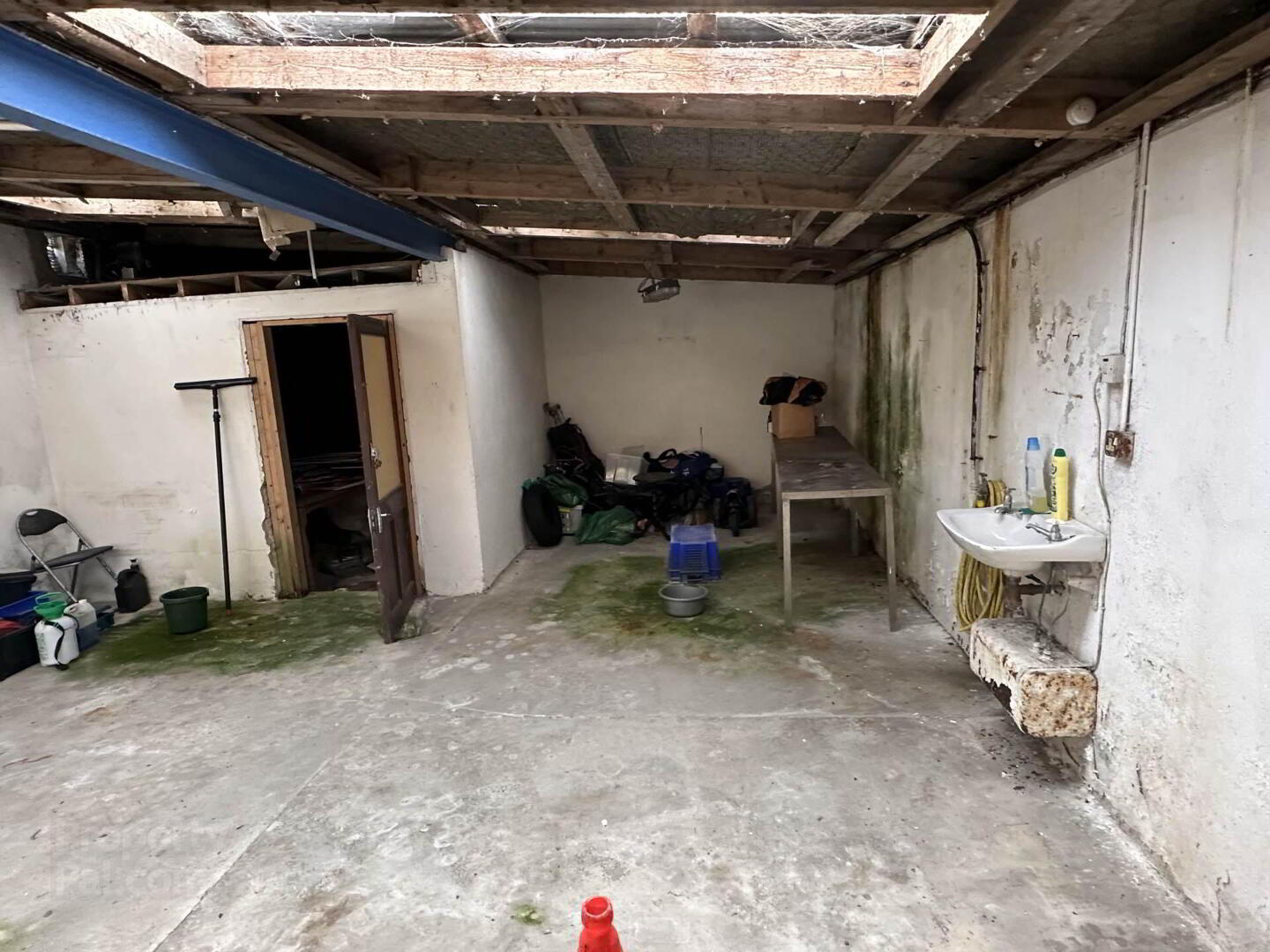 Mews Lane 9 of 19