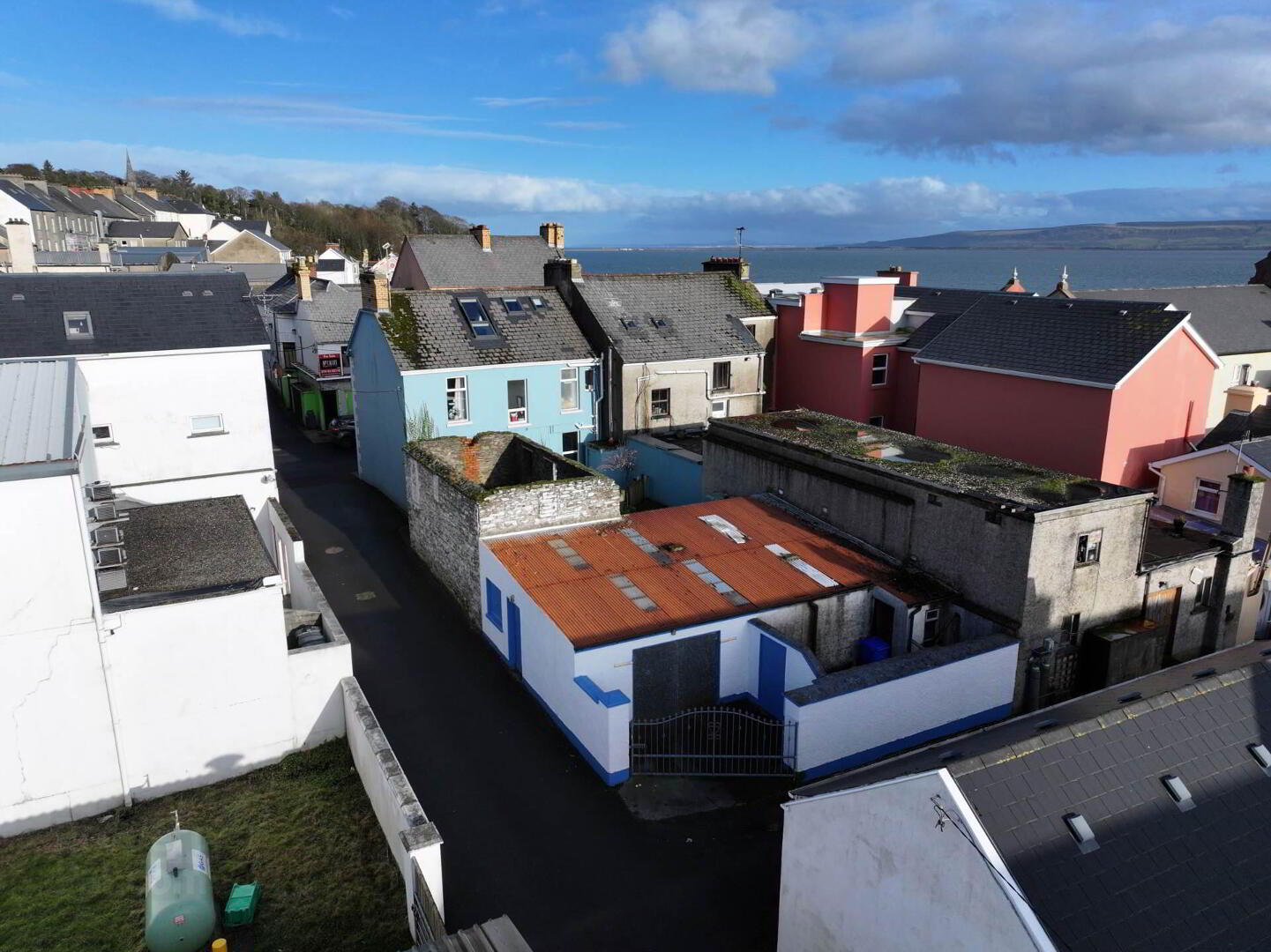 Mews Lane 2 of 19