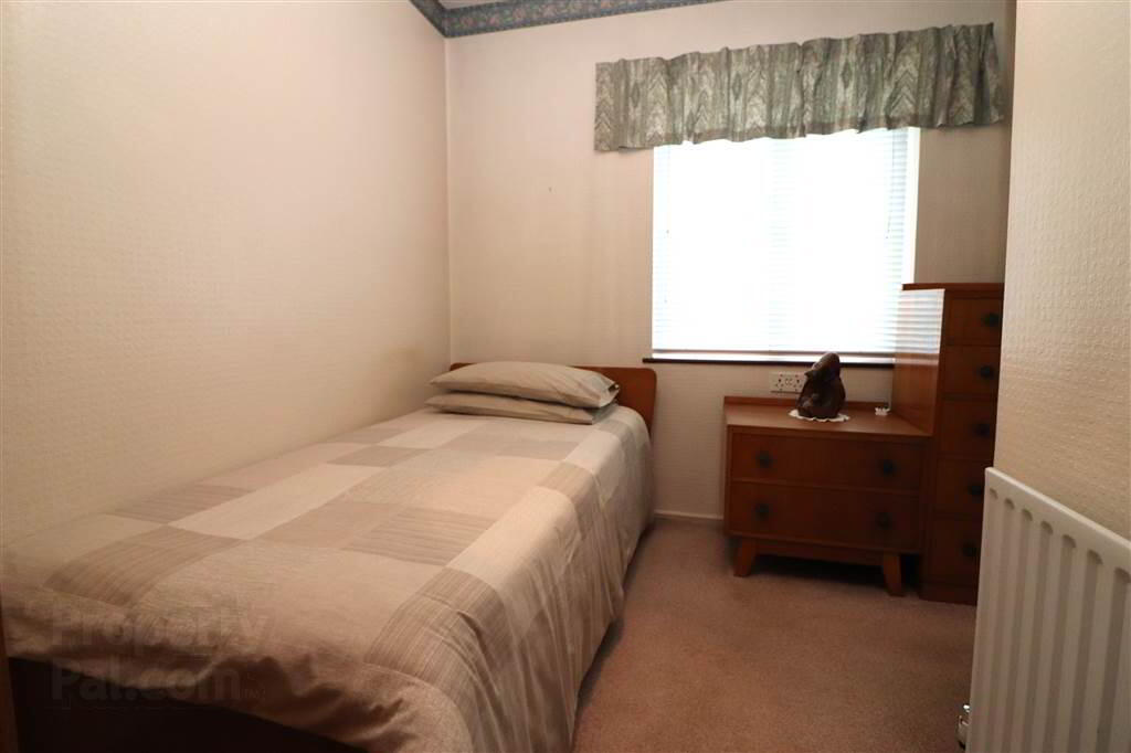 25 Alexander Avenue 7 of 10