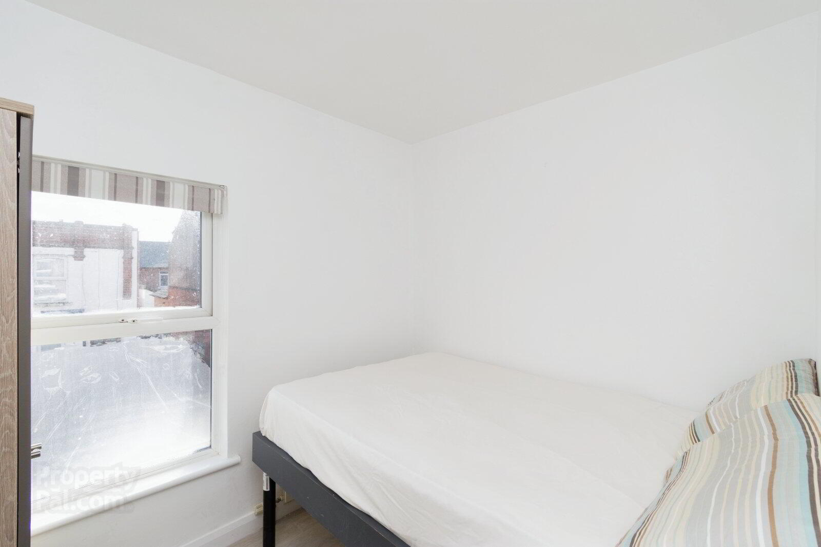19 Laganvale Street 14 of 18