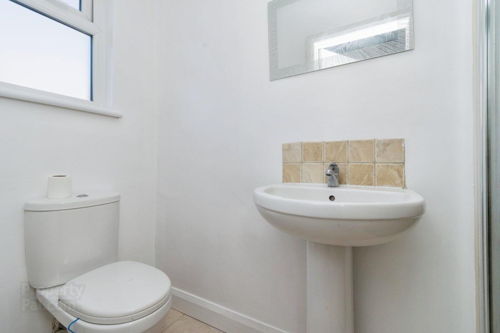 19 Laganvale Street 15 of 18