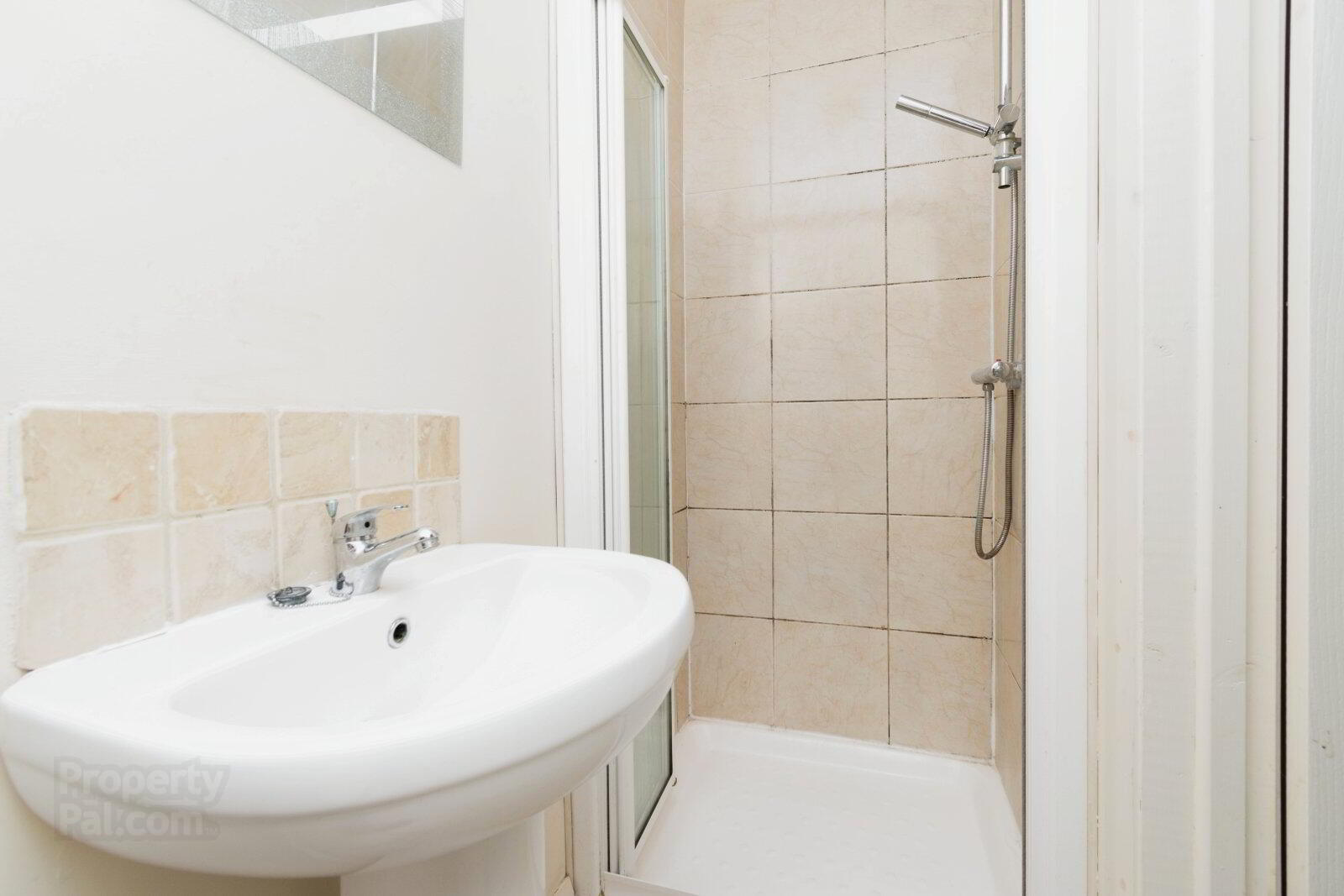 19 Laganvale Street 16 of 18