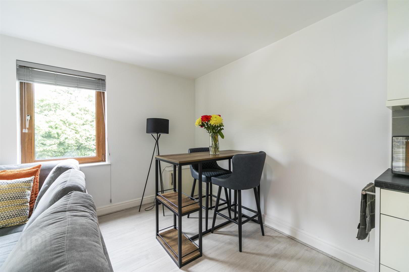 Apt 5, 2a Summerhill Avenue 5 of 24