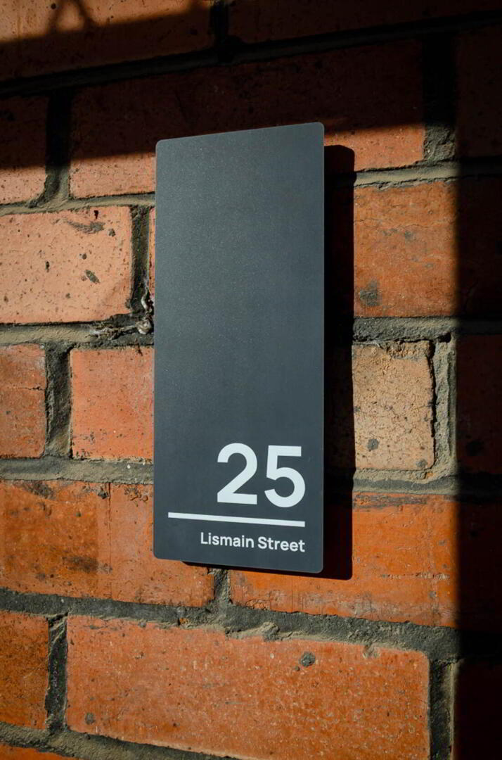 25 Lismain Street