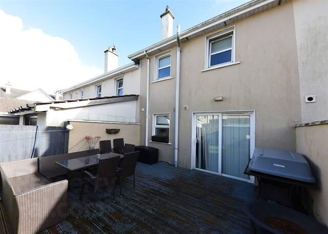 20 Avondale Mews 44 of 44
