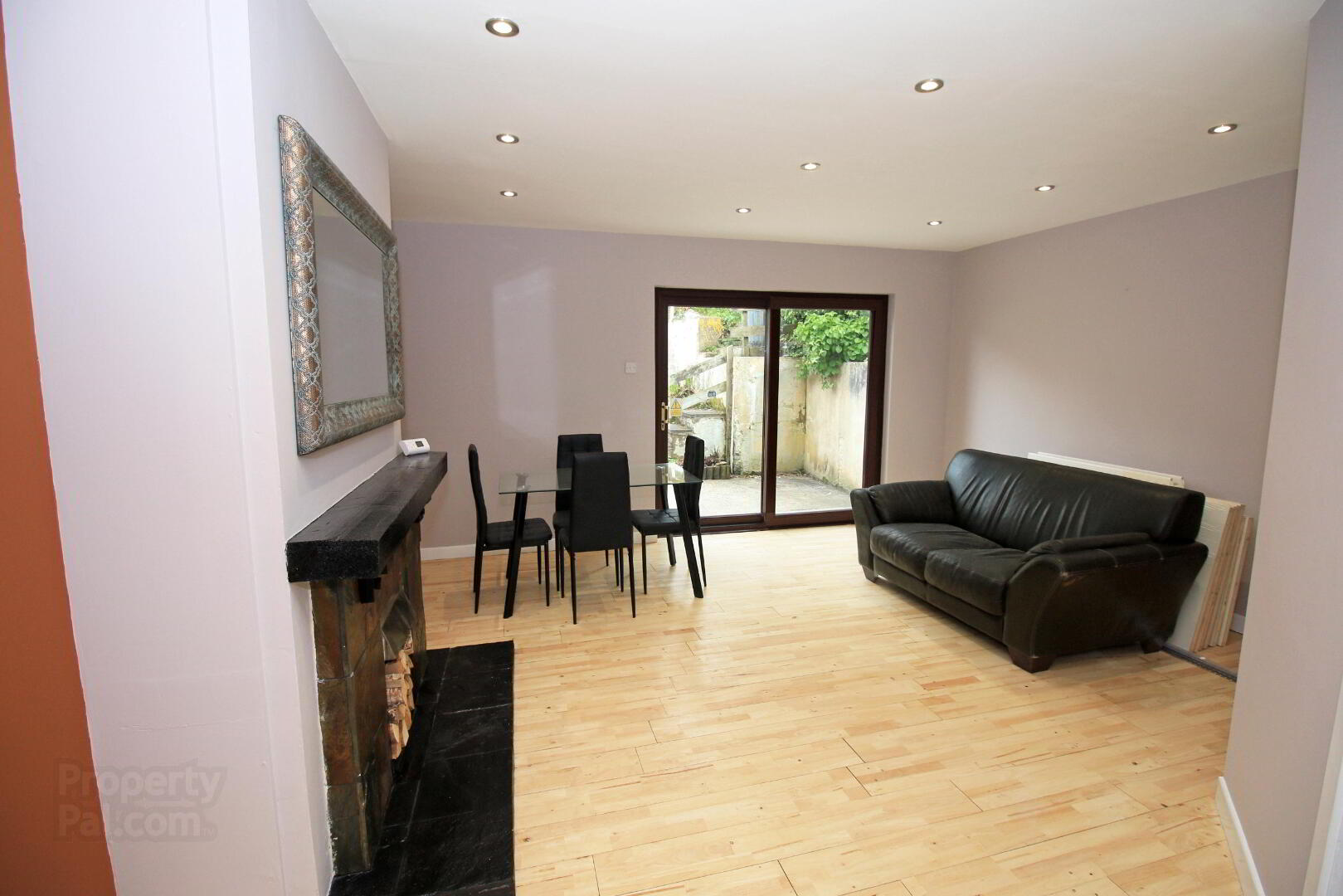 13 Upper Malone Crescent 4 of 12