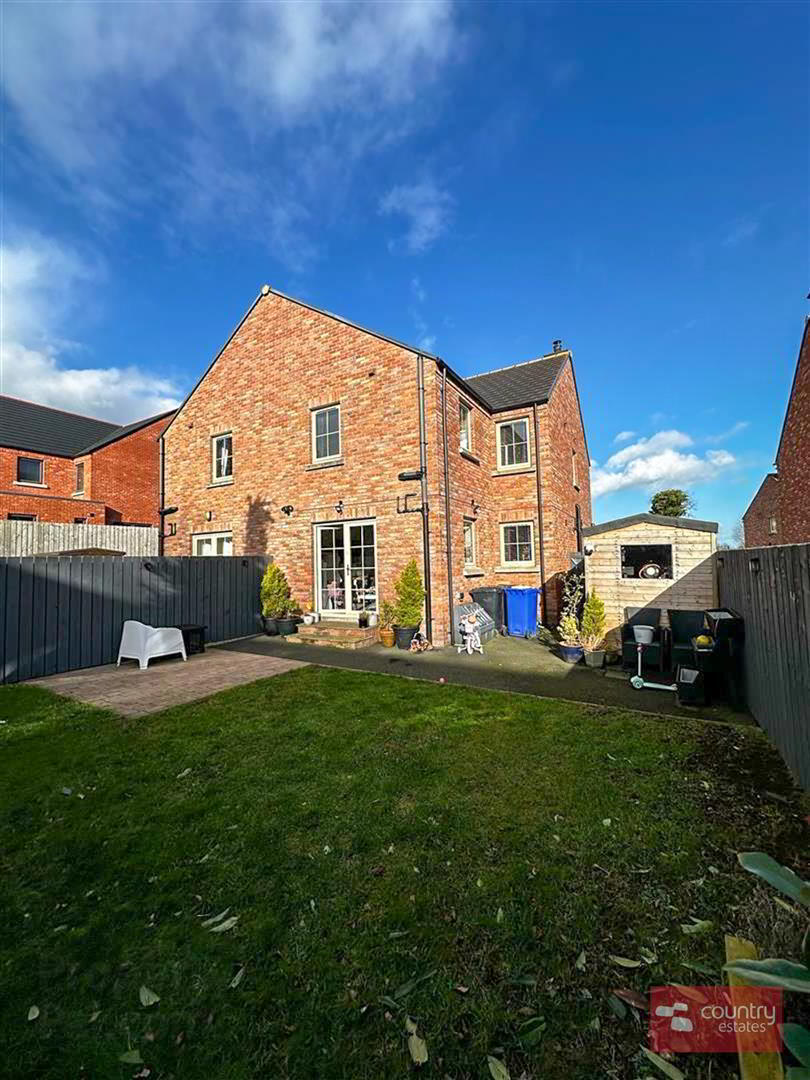 9 Parkgate Meadows 29 of 30
