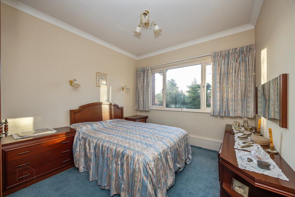 33 Cadogan Park 27 of 54