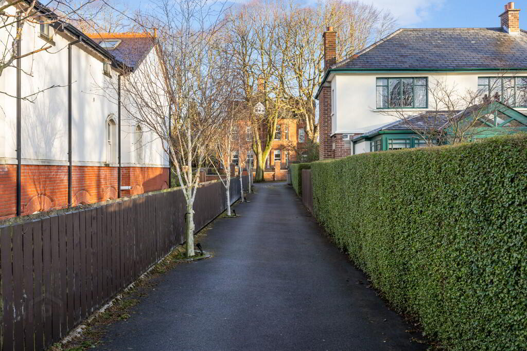 33 Cadogan Park 47 of 54