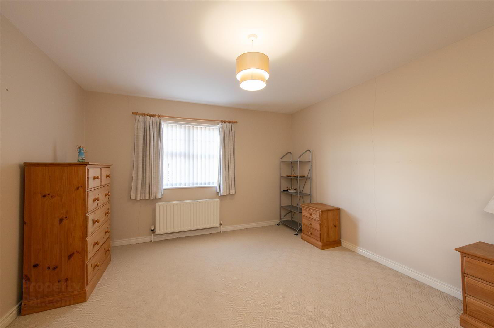 42 Woodvale 15 of 20