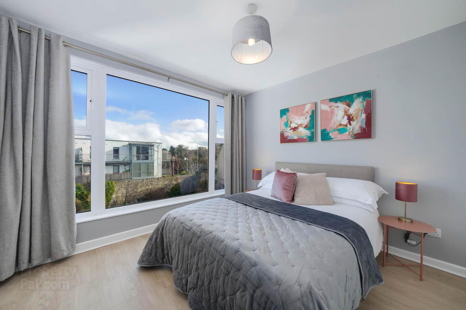 Apartment 6 Woodview Court 18 of 30