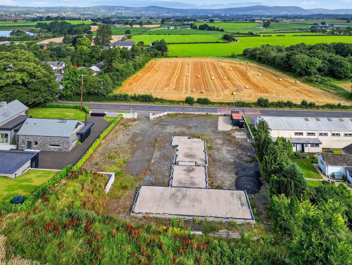 Site @, 206 Hillhall Road 3 of 9