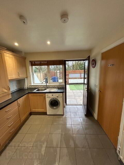 67a Kings Road 5 of 19
