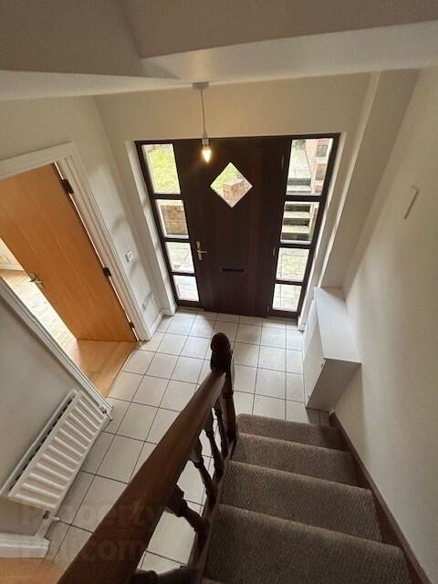 67a Kings Road 3 of 19