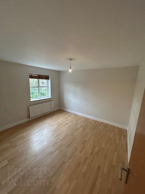 67a Kings Road 17 of 19