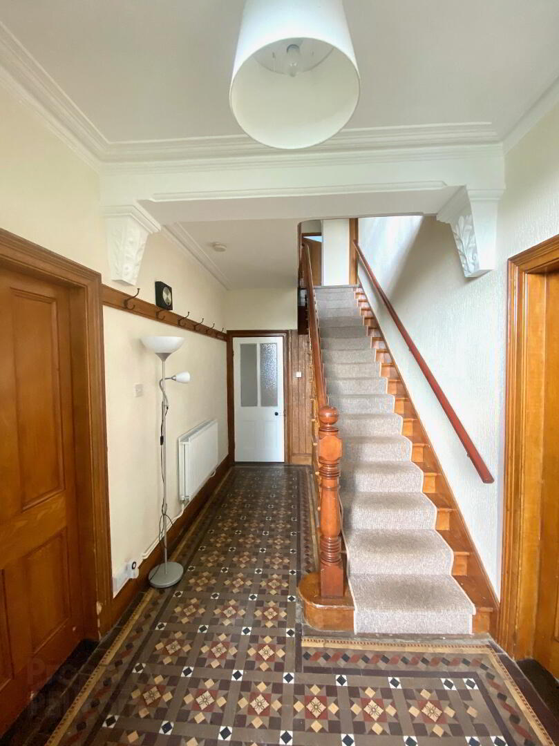 'Lisnisk House', 82 Moyan Road 4 of 18