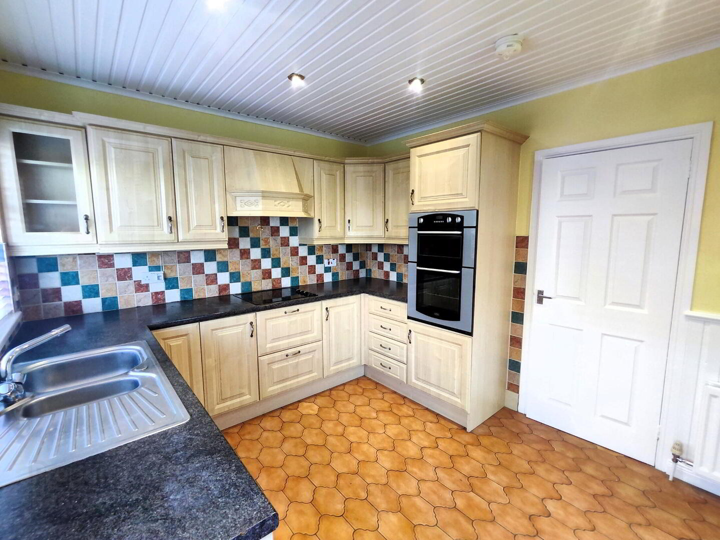 22 Castlecat Road 17 of 19