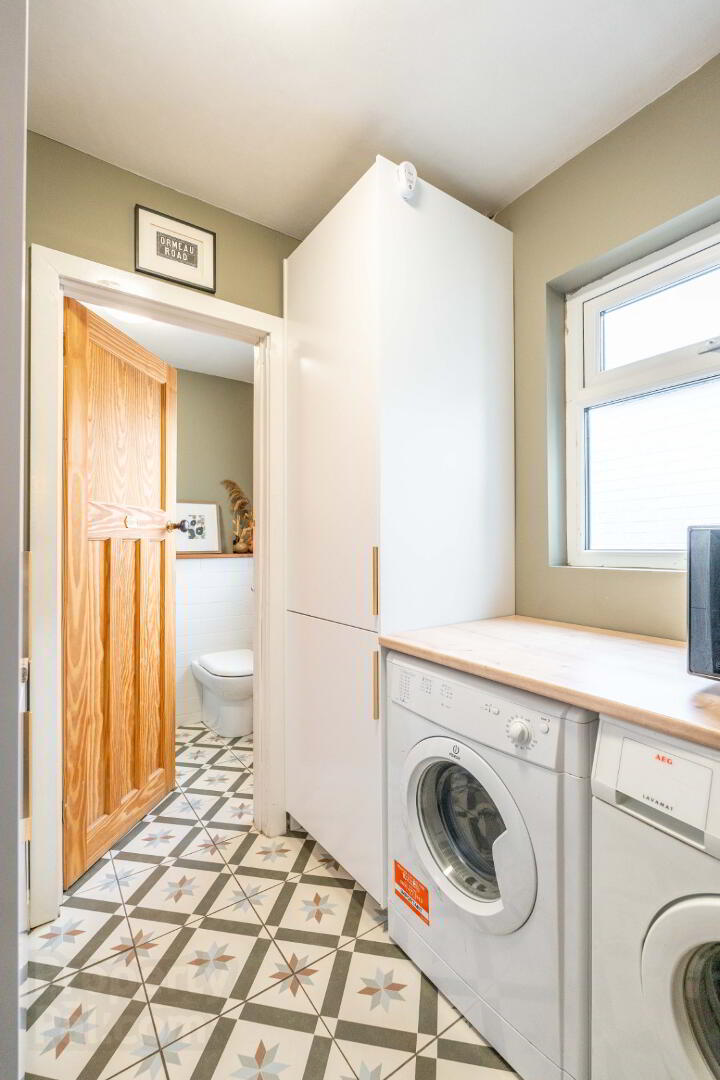 23 Ava Gardens 17 of 35