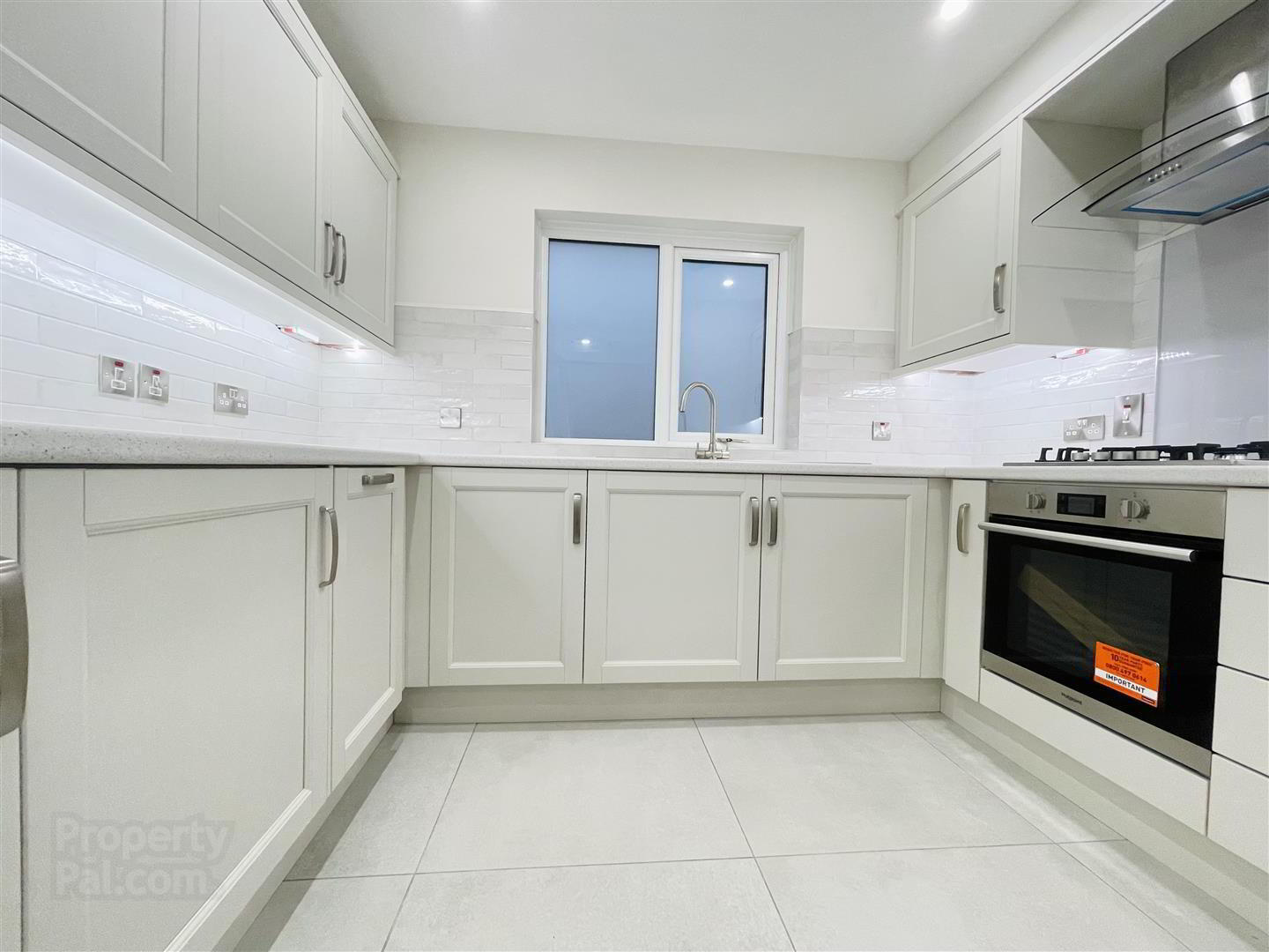 Apt 7, Ceara Court 3 of 9