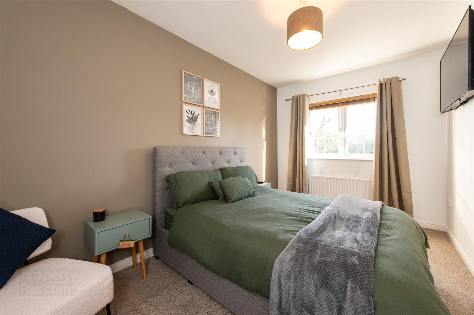 70 Whitethorn Lane 7 of 22